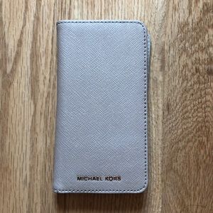 💯 authentic Michael Kors iphone case